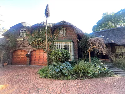 4 Bedroom House For Sale in Sandton - img