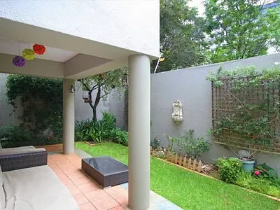 2 Bedroom Townhouse For Sale in Sandton - img