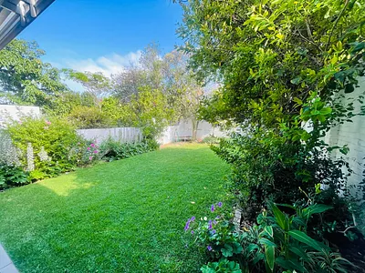 3 Bedroom Apartment For Sale in Sandton - img