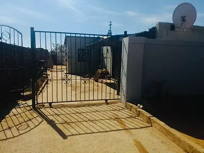 3 Bedroom House For Sale in Boksburg - i95W.webp