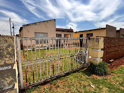 4 Bedroom House For Sale in Boksburg - UG4r.webp