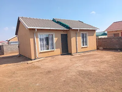 2 Bedroom House For Sale in Boksburg - yE3a.webp