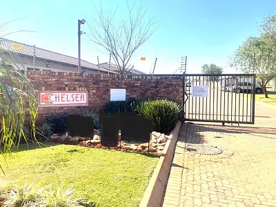 3 Bedroom Townhouse For Sale in Boksburg - A8Ob.webp