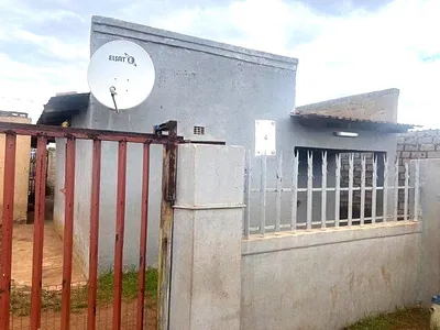 2 Bedroom House For Sale in Germiston - 0uvI.webp