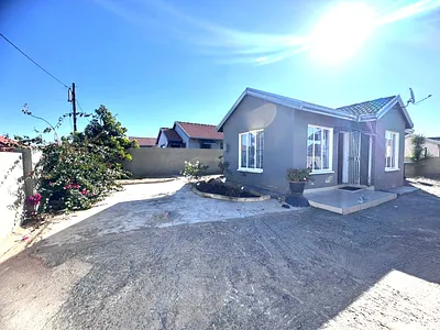 3 Bedroom House For Sale in Germiston - zFpB.webp