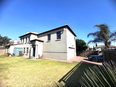 3 Bedroom House For Sale in Boksburg - Y0sS.webp