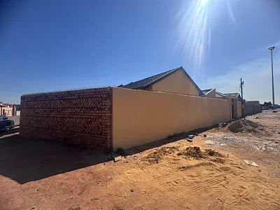 6 Bedroom House For Sale in Boksburg - iUoz.webp