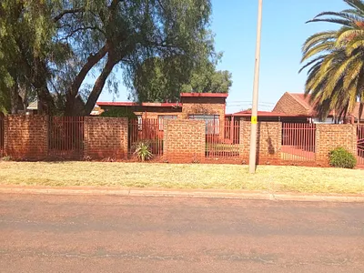 3 Bedroom House For Sale in Boksburg - CEJI.webp
