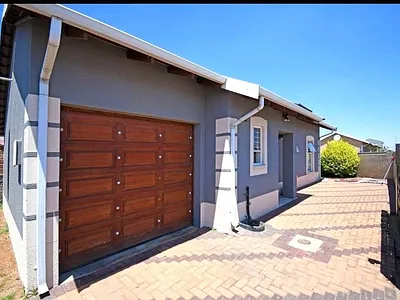 3 Bedroom House For Sale in Boksburg - gdZs.webp