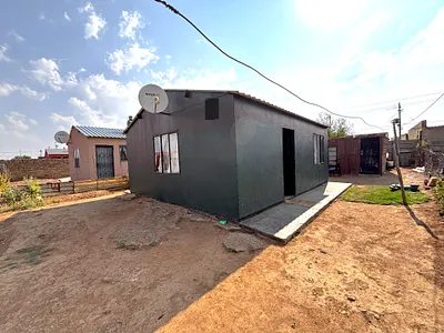 2 Bedroom House For Sale in Nigel - 8Hhs.webp