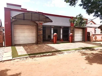 3 Bedroom House For Sale in Boksburg - BuBm.webp