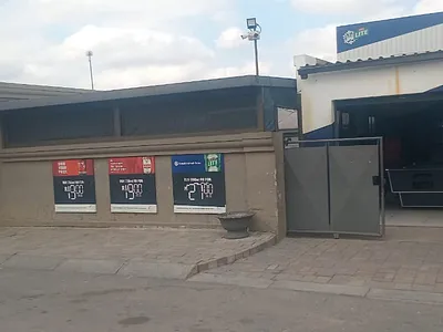 2 Bedroom House For Sale in Tembisa - 8r6n.webp