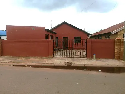 3 Bedroom House For Sale in Katlehong - Rbqv.webp