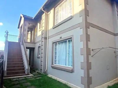 2 Bedroom Apartment For Sale in Brakpan - img