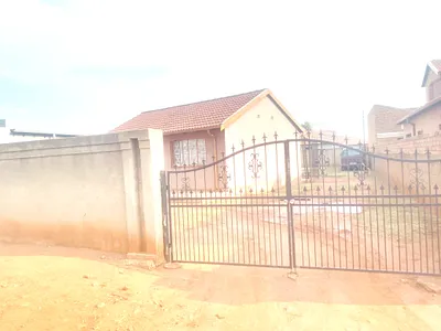 2 Bedroom House For Sale in Boksburg - img