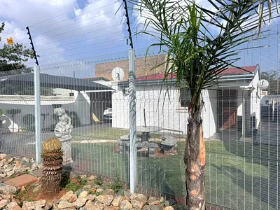 3 Bedroom House For Sale in Soweto - hf9P.webp