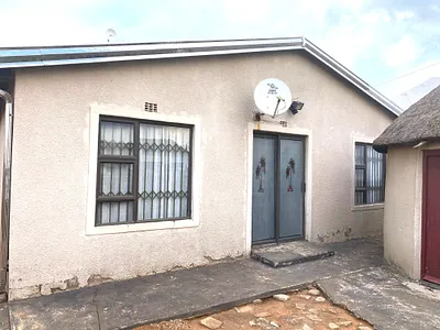 6 Bedroom House For Sale in Alberton - hIeq.webp