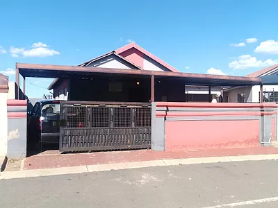 3 Bedroom House For Sale in Boksburg - DxVY.webp