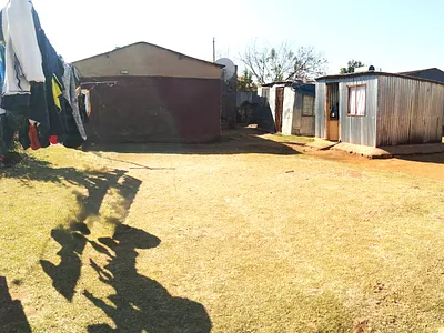 2 Bedroom House For Sale in Klippoortjie, Boksburg - img