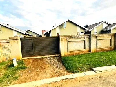 2 Bedroom House For Sale in Boksburg - Mfrn.webp
