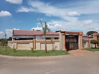 3 Bedroom House For Sale in Benoni - img