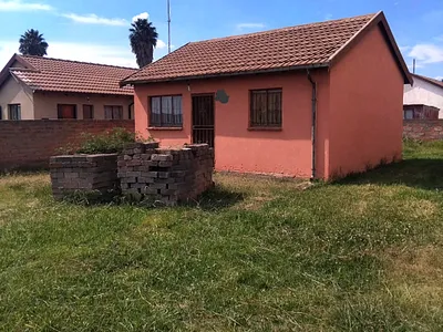 2 Bedroom House For Sale in Germiston - e2GB.webp
