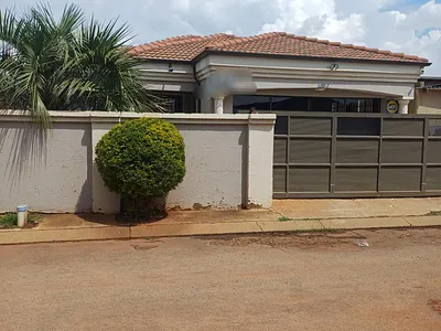 3 Bedroom House For Sale in Boksburg - img