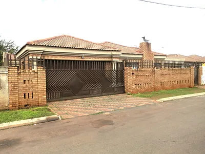 4 Bedroom House For Sale in Boksburg - iMDM.webp