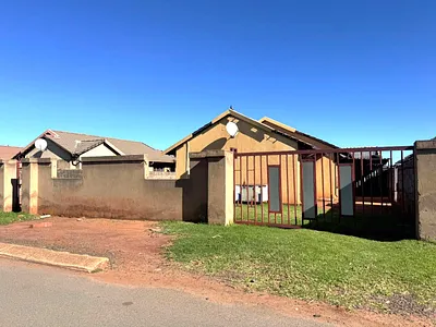 3 Bedroom House For Sale in Boksburg - TGbe.webp