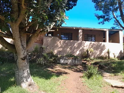 3 Bedroom House For Sale in Alexandria - ecYl.webp