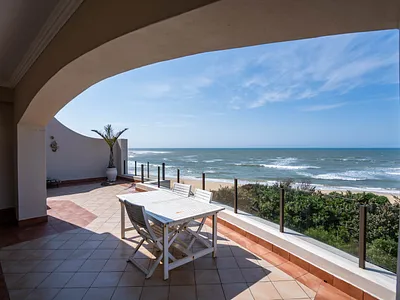 3 Bedroom Townhouse For Sale in Port Alfred - Q1LN.webp