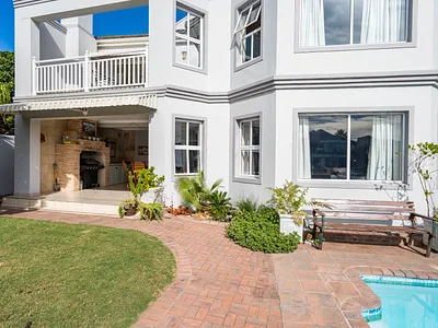 5 Bedroom House For Sale in Port Alfred - h06O.webp