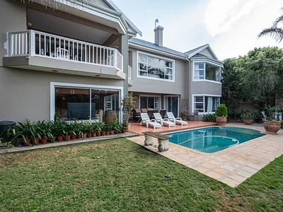 5 Bedroom House For Sale in Kleinemonde - 8Fa7.webp