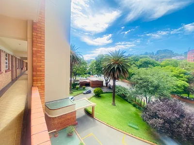 2 Bedroom Apartment For Sale in Johannesburg - P2nq.webp