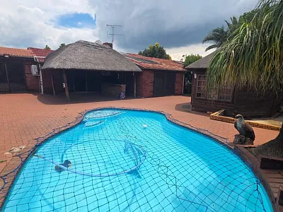 3 Bedroom House For Sale in Alberton - px4H.webp