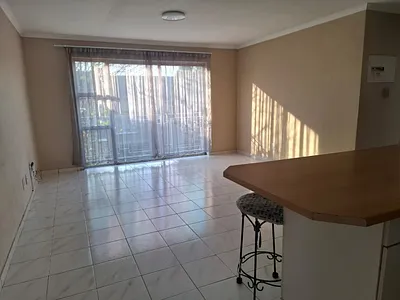 2 Bedroom Townhouse For Sale in Bedfordview - Gg9w.webp