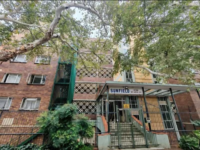 2.5 Bedroom Apartment For Sale in Pretoria - v57D.webp
