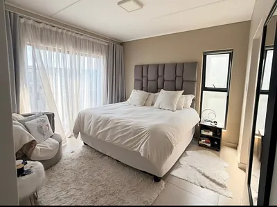 3 Bedroom Apartment For Sale in Midrand - suR6.webp