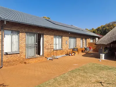 3 Bedroom House For Sale in Pretoria - FFvz.webp