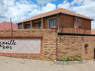 2 Bedroom House For Sale in Johannesburg - pKcO.webp