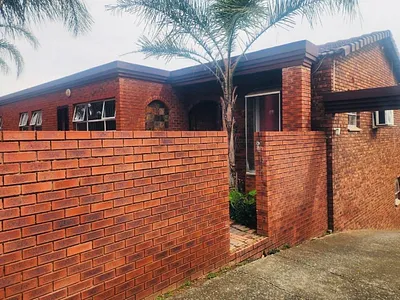 3 Bedroom House For Sale in Johannesburg - 4T3b.webp