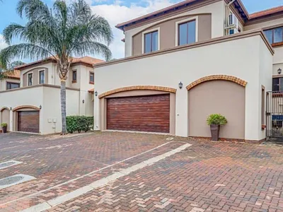 3 Bedroom Townhouse For Sale in Johannesburg - StgG.webp