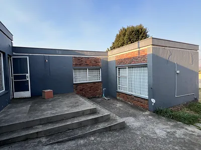3 Bedroom House For Sale in Johannesburg - LF4d.webp