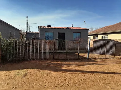 4 Bedroom House For Sale in Alberton - JIPu.webp
