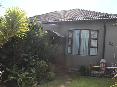 3 Bedroom House For Sale in Johannesburg - 7ycO.webp