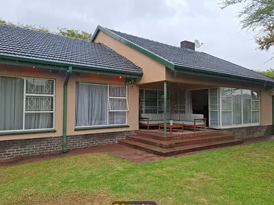 3 Bedroom House For Sale in Johannesburg - img