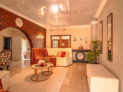 5 Bedroom House For Sale in Alberton - acAc.webp