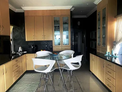 9 Bedroom House For Sale in Germiston - gLI4.webp
