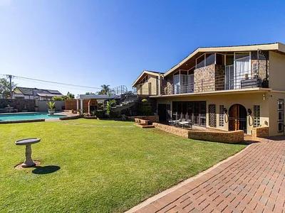 4 Bedroom House For Sale in Johannesburg - JCTO.webp