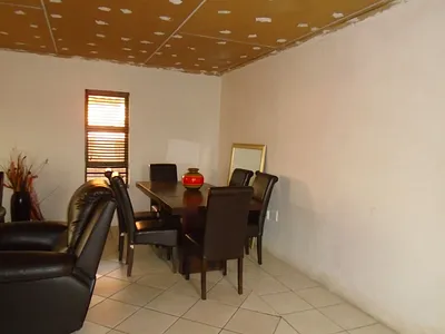 3 Bedroom House For Sale in Johannesburg - b9QJ.webp